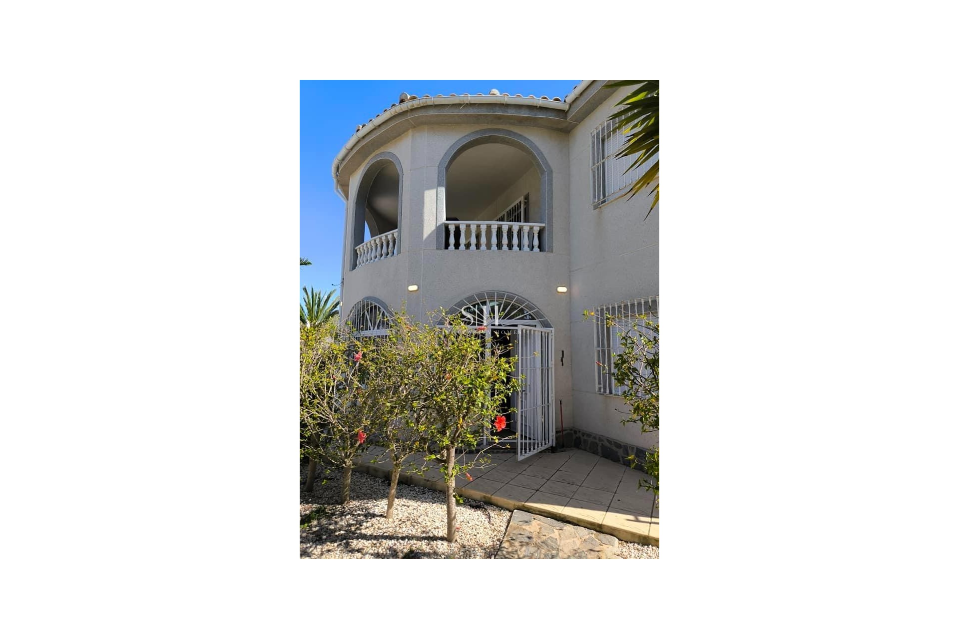 Wiederverkauf - Villa - Torrevieja - La siesta