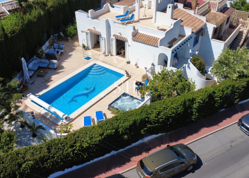 Wiederverkauf - Villa - Torrevieja - Los balcones