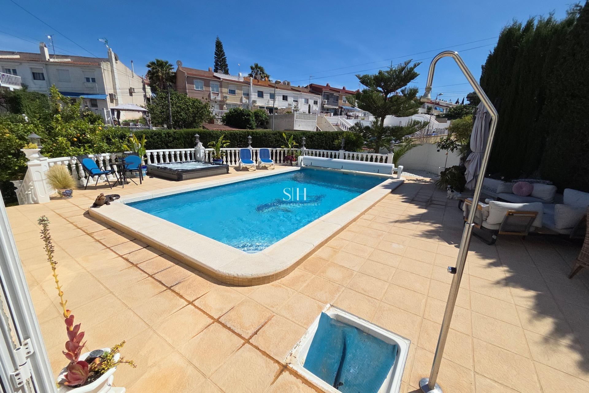 Wiederverkauf - Villa - Torrevieja - Los balcones