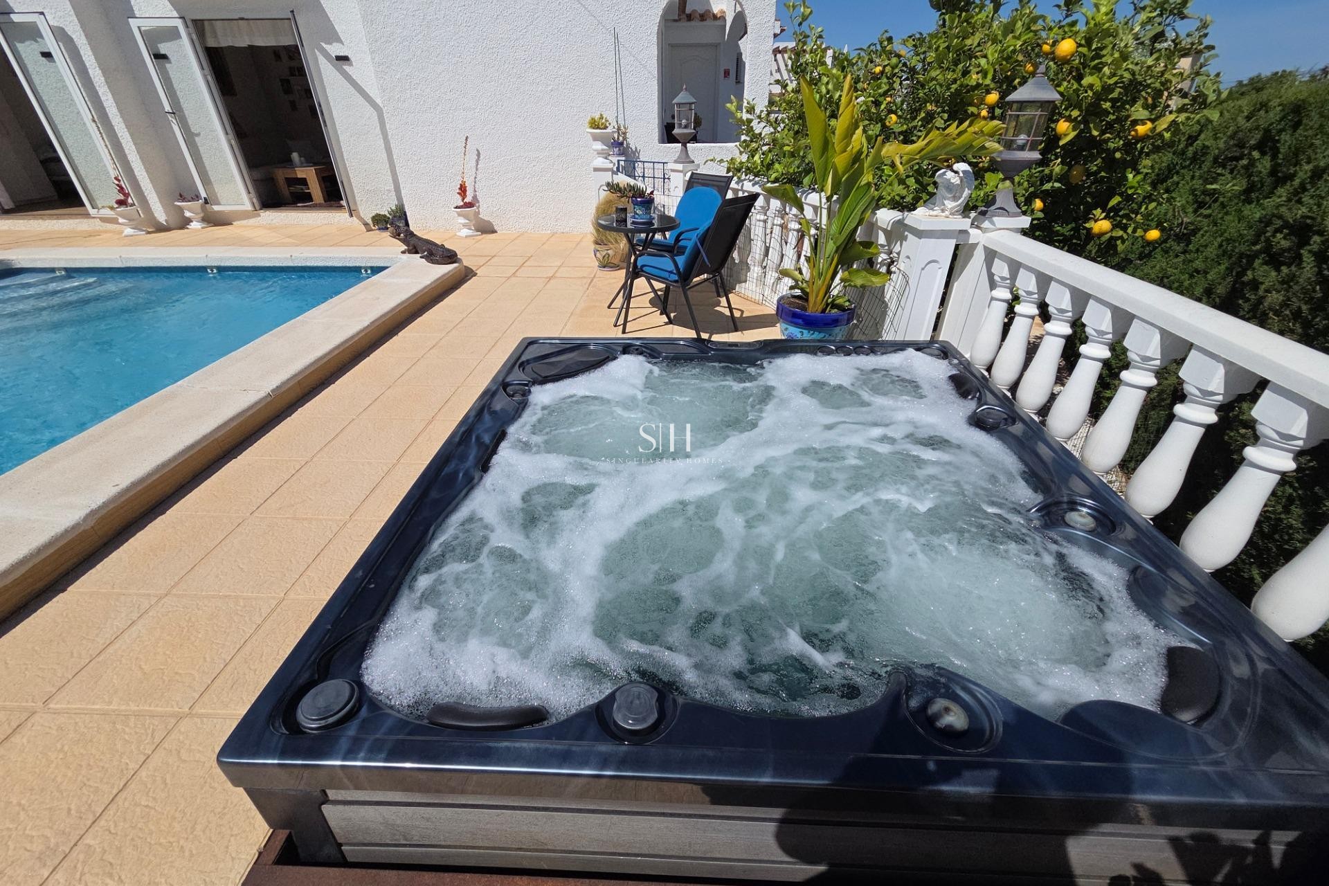Wiederverkauf - Villa - Torrevieja - Los balcones
