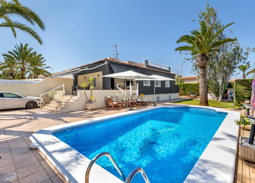 Wiederverkauf - Villa - Torrevieja - Rocio Del Mar