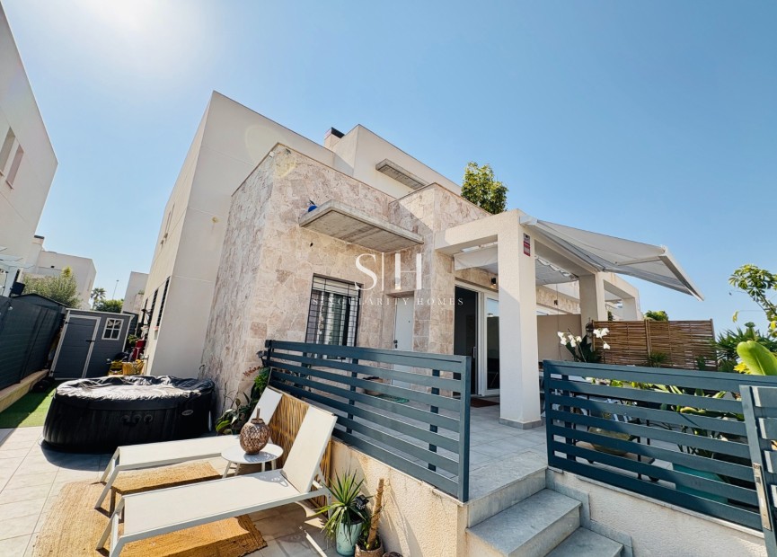 Wiederverkauf - Villa - Torrevieja - Sector 25