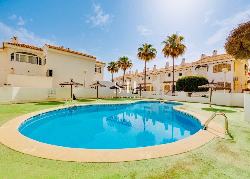 Wiederverkauf - Wohnung - Orihuela Costa - Campoamor