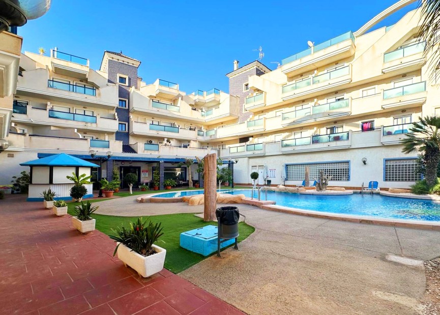 Wiederverkauf - Wohnung - Orihuela Costa - Costa Blanca