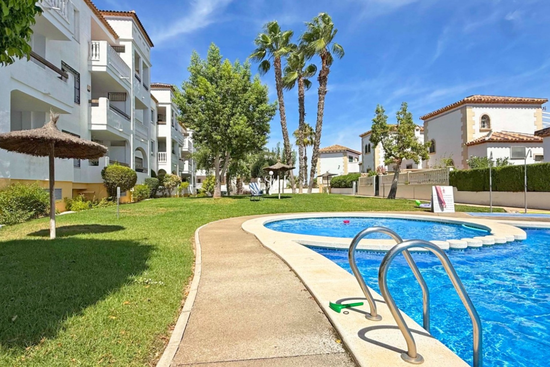 Wiederverkauf - Wohnung - Orihuela Costa - Villamartín