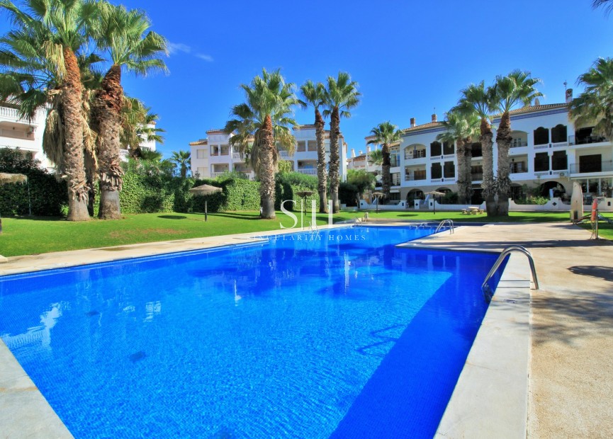 Wiederverkauf - Wohnung - Orihuela Costa - Villamartin
