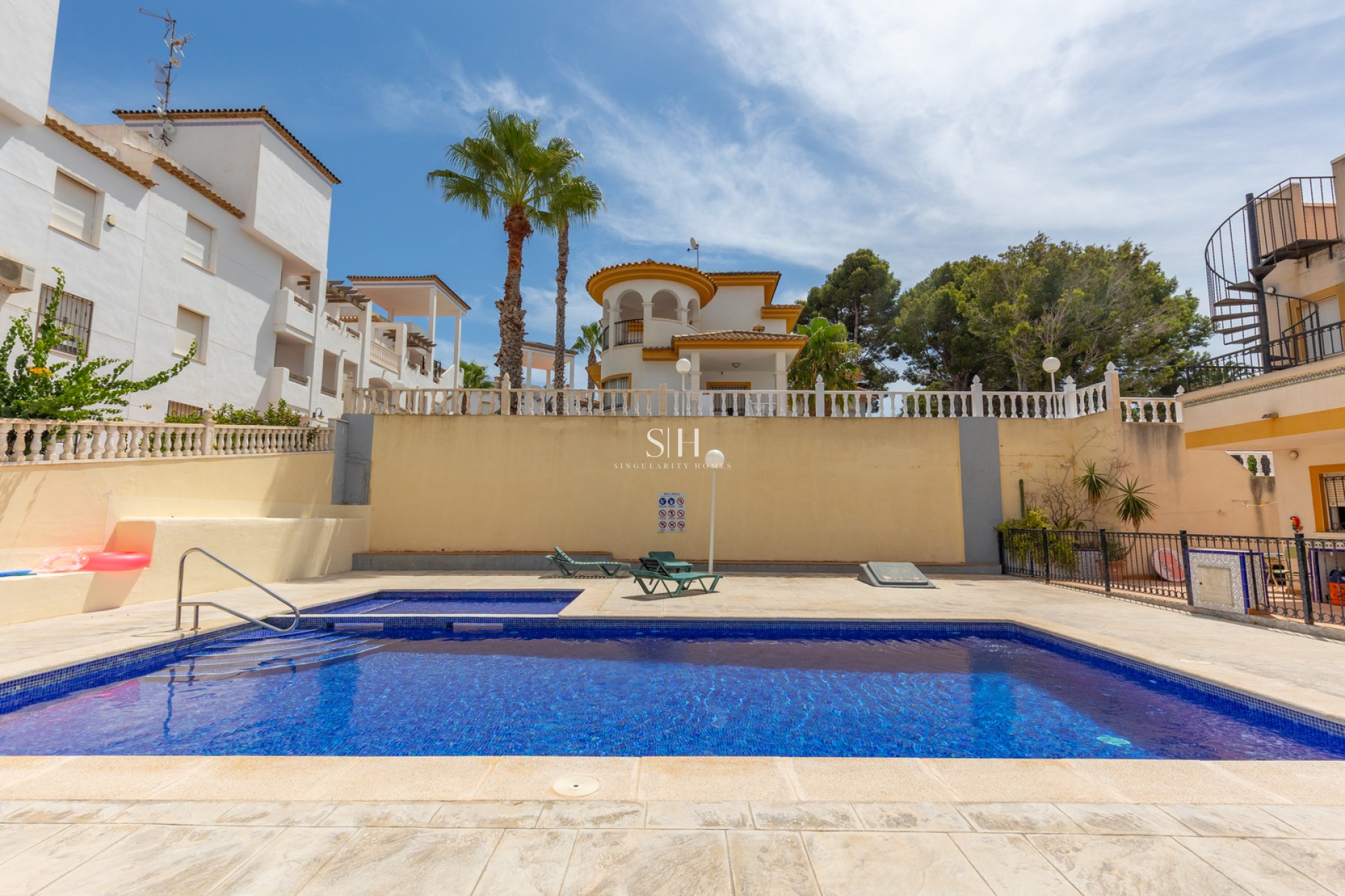Wiederverkauf - Wohnung - Orihuela Costa - Villamartin
