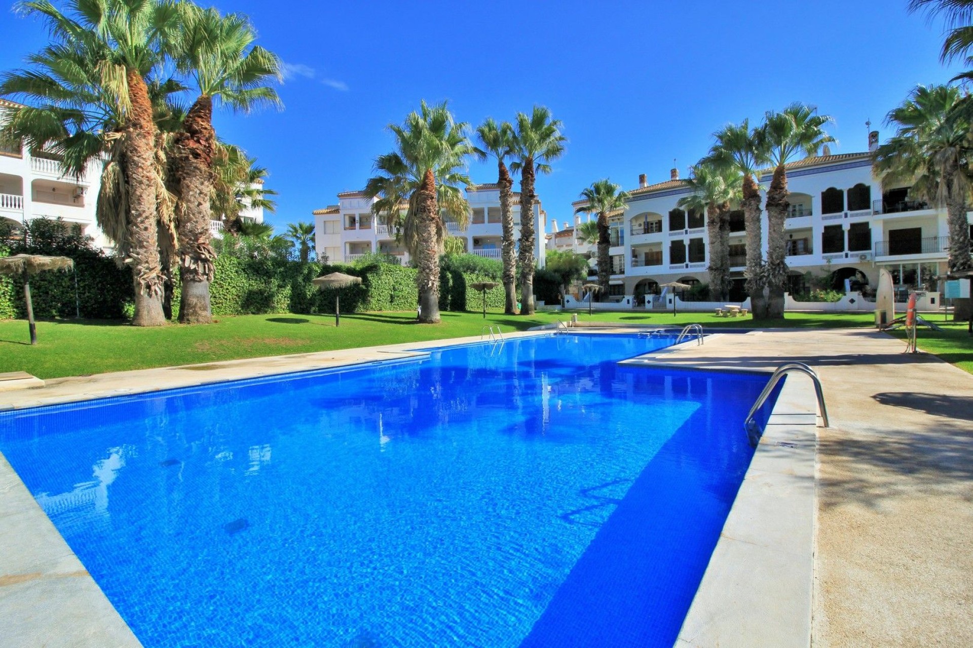 Wiederverkauf - Wohnung - Orihuela Costa - Villamartín