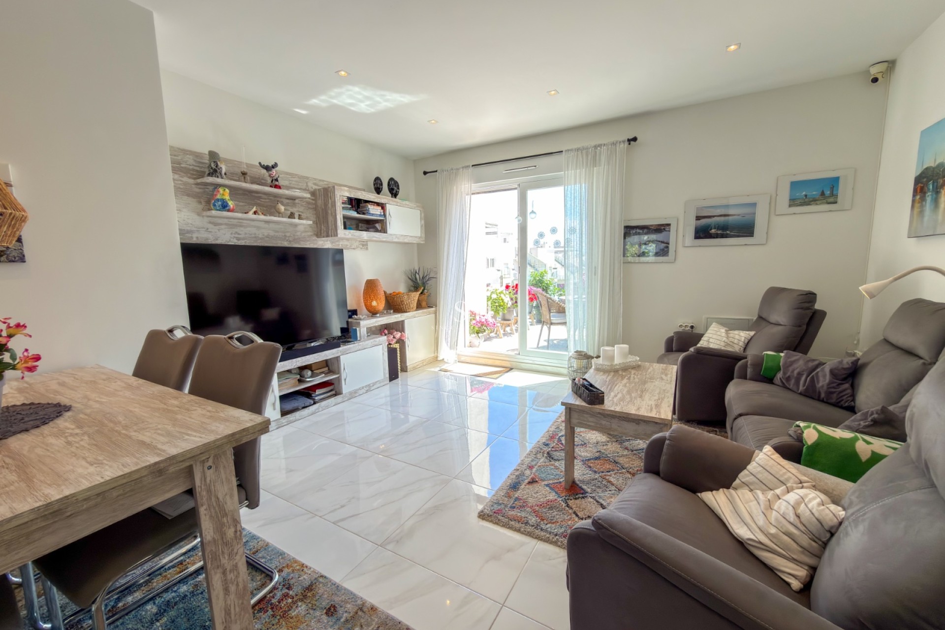 Wiederverkauf - Wohnung - Torrevieja - Aguas Nuevas
