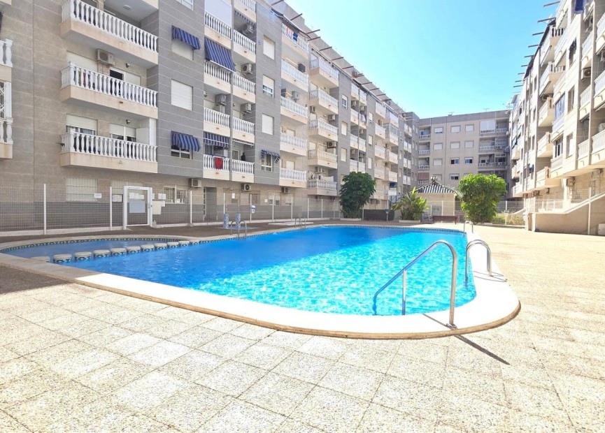 Wiederverkauf - Wohnung - Torrevieja - Centro