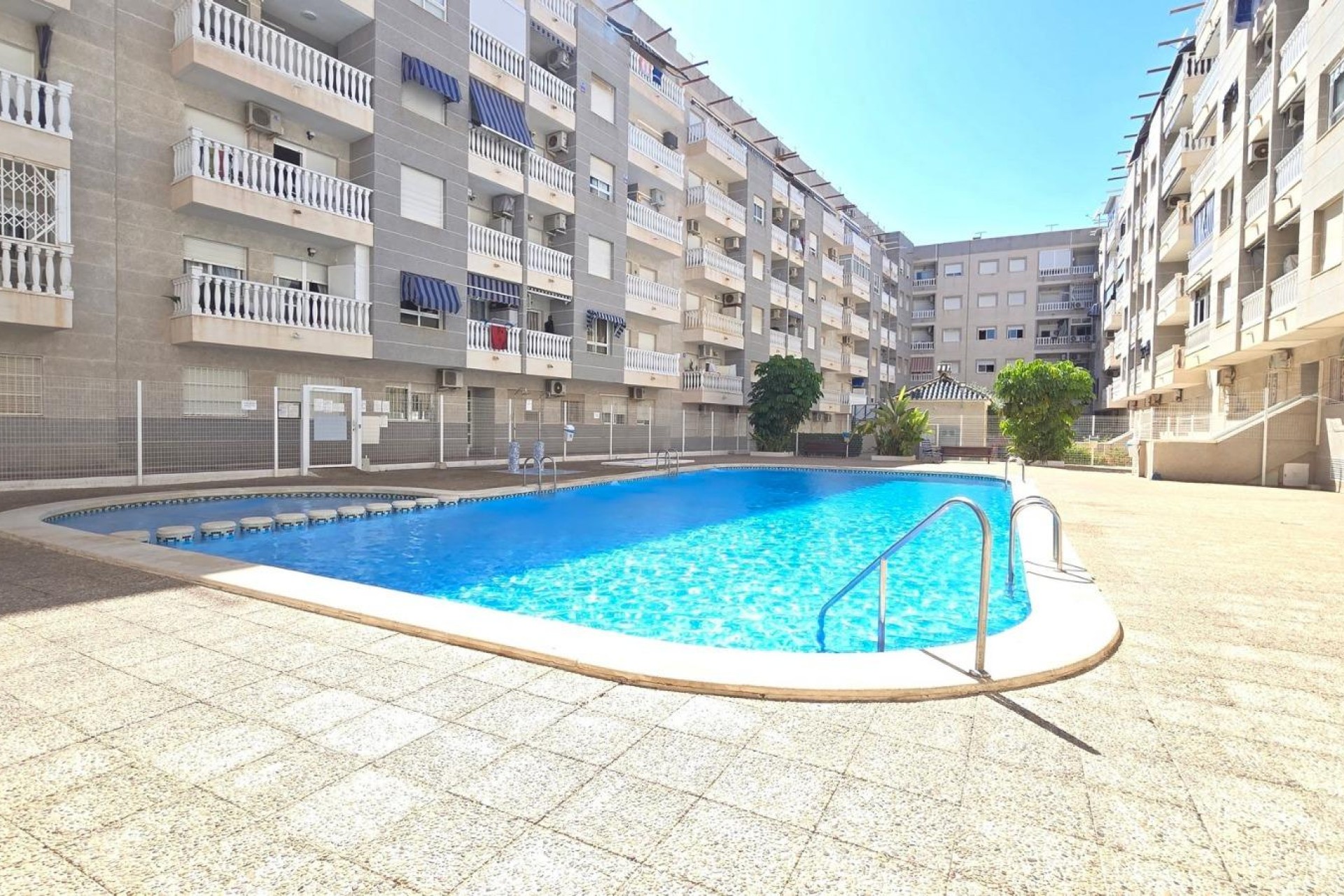 Wiederverkauf - Wohnung - Torrevieja - Centro