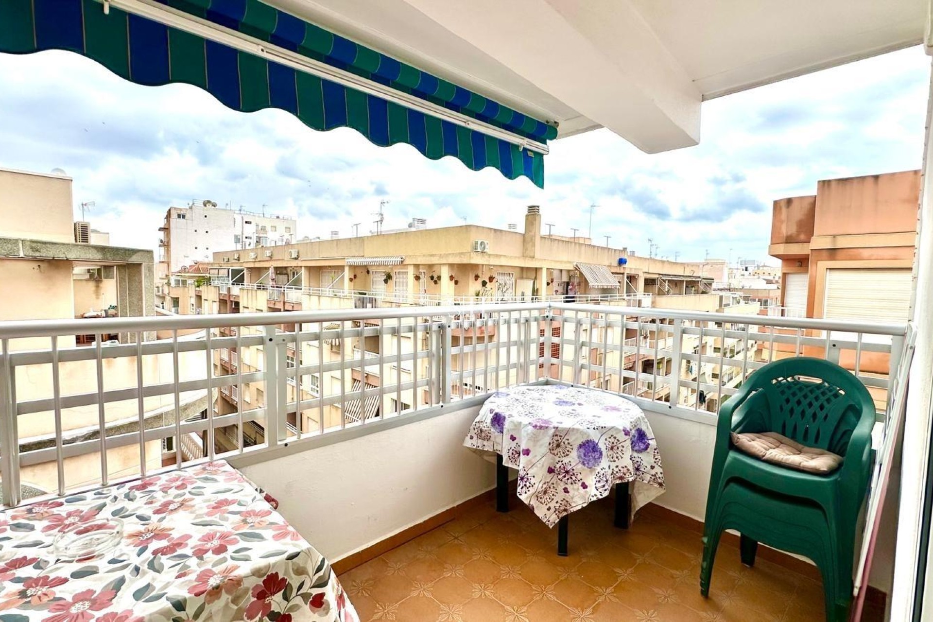 Wiederverkauf - Wohnung - Torrevieja - Centro