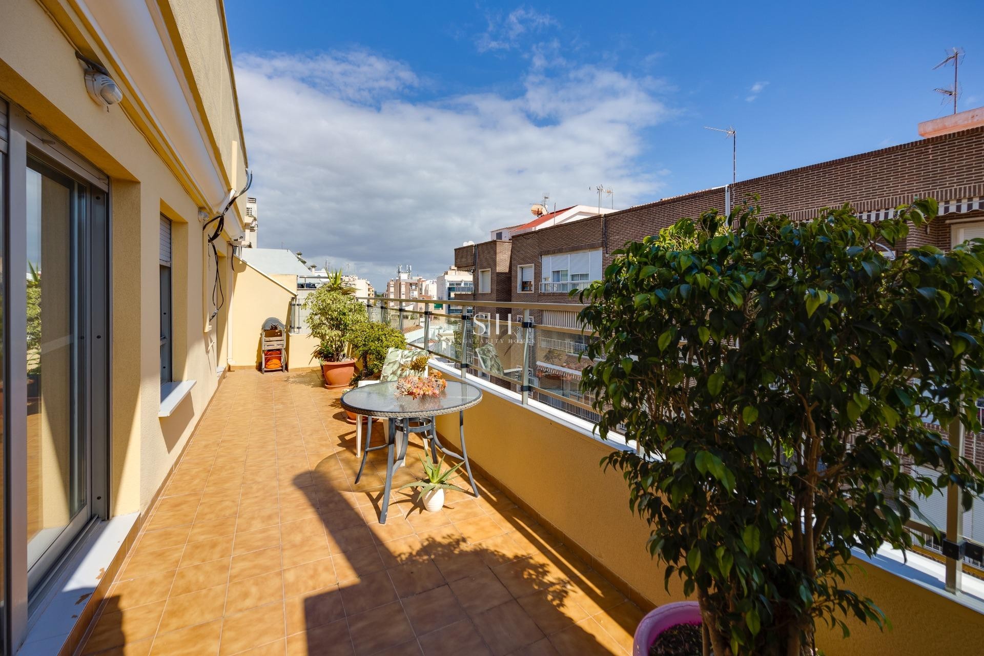 Wiederverkauf - Wohnung - Torrevieja - Centro