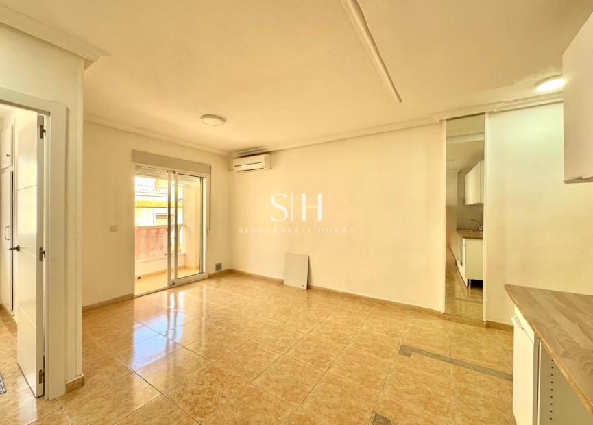 Wiederverkauf - Wohnung - Torrevieja - Centro