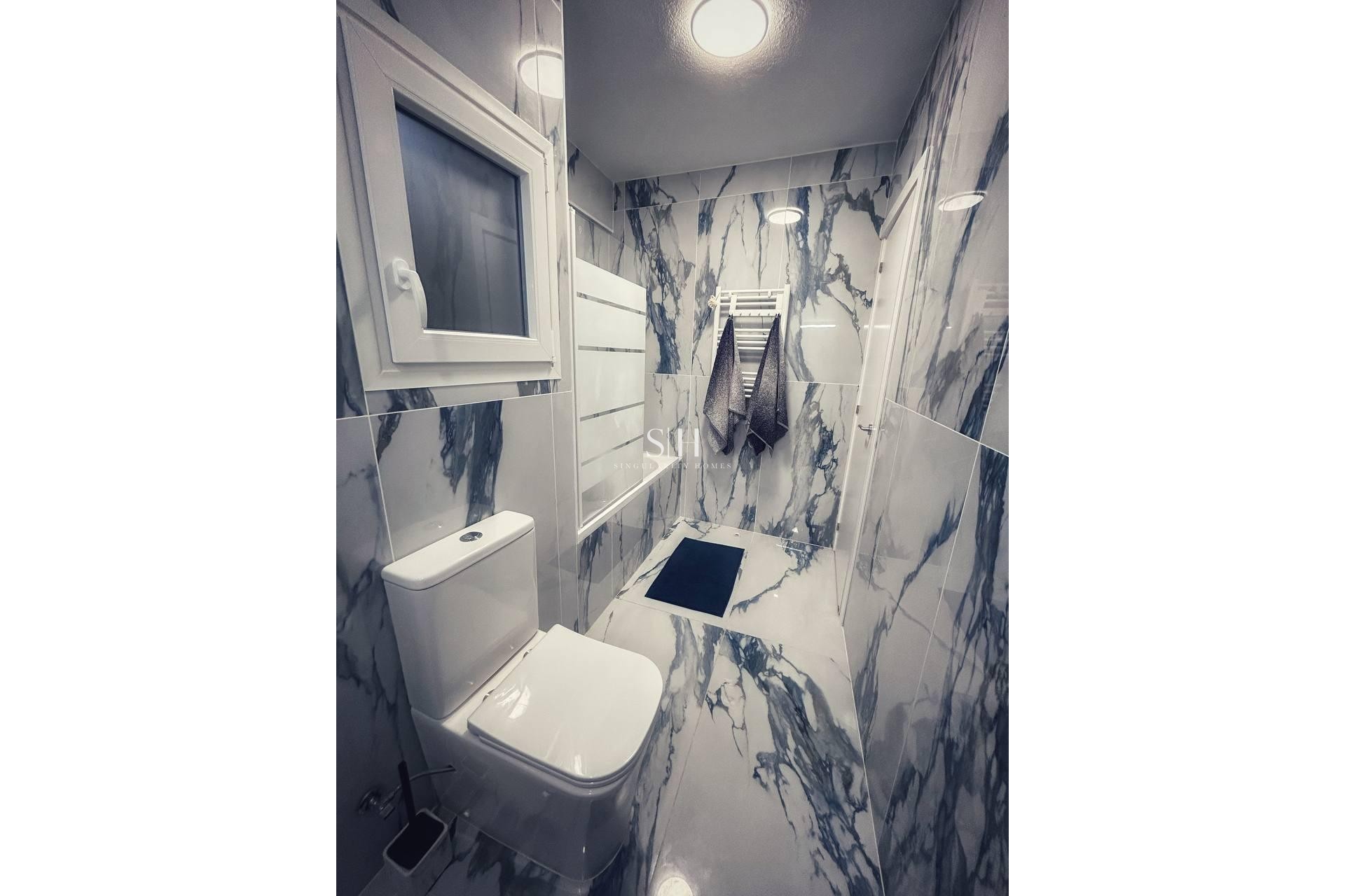 Wiederverkauf - Wohnung - Torrevieja - Centro