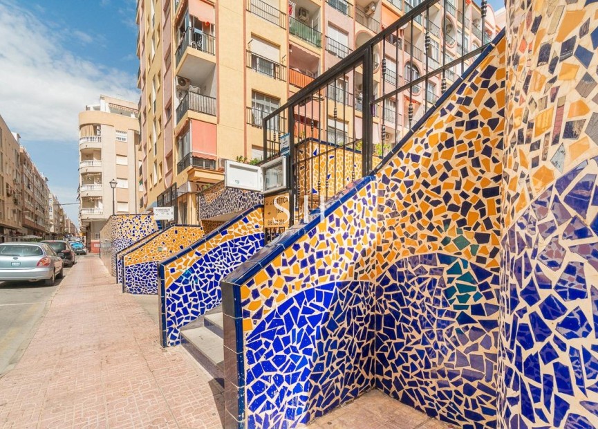 Wiederverkauf - Wohnung - Torrevieja - Centro