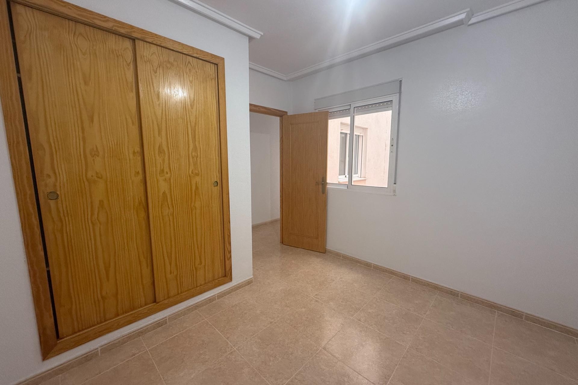 Wiederverkauf - Wohnung - Torrevieja - Centro