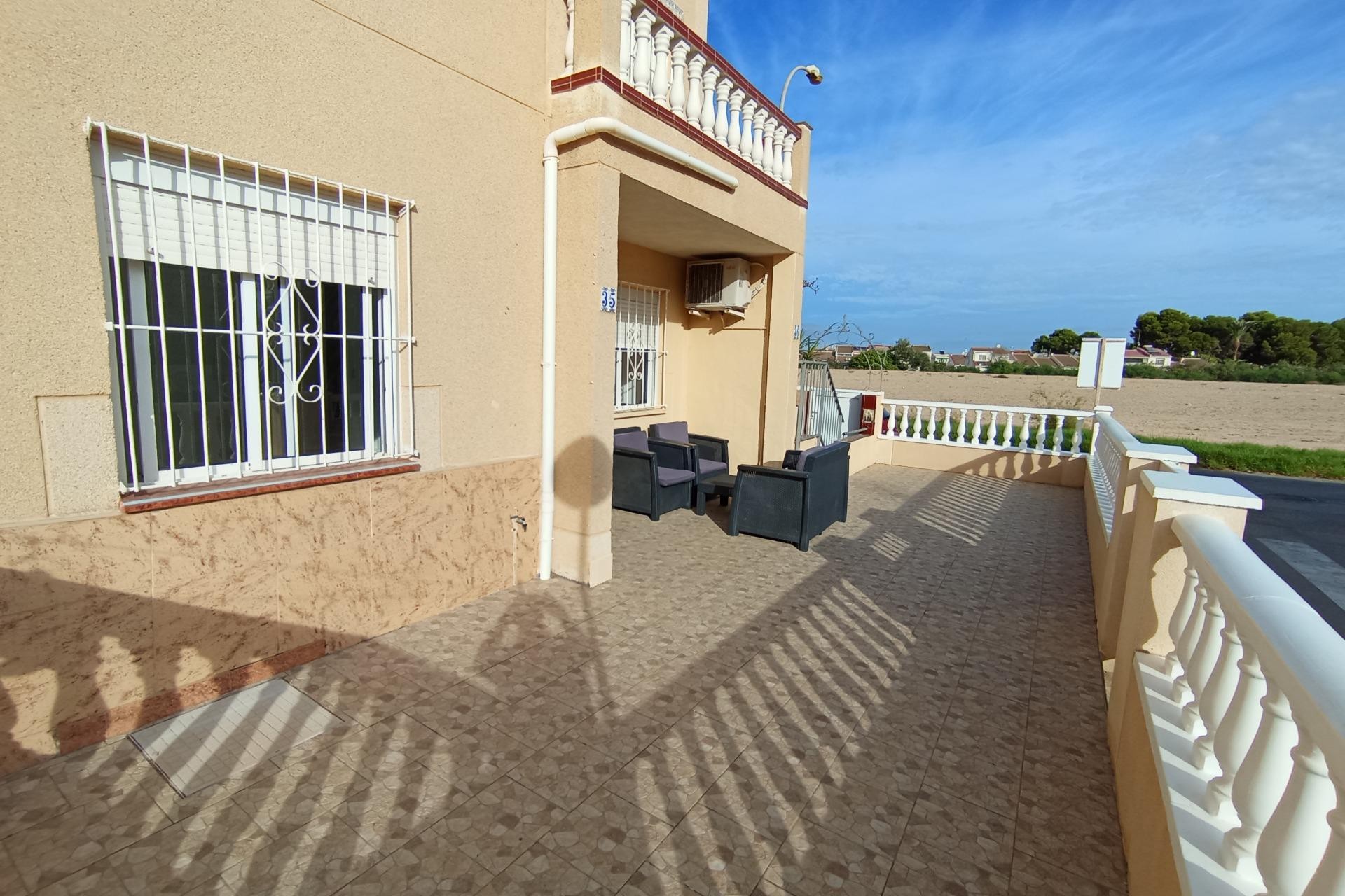 Wiederverkauf - Wohnung - Torrevieja - El Limonar