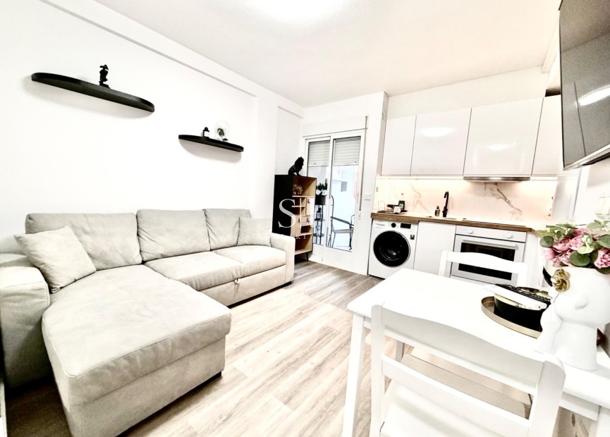 Wiederverkauf - Wohnung - Torrevieja - La Mata pueblo