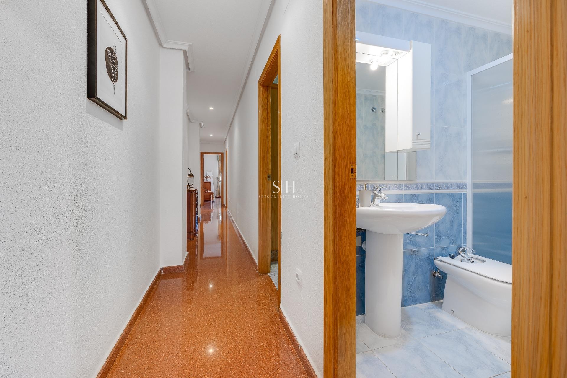 Wiederverkauf - Wohnung - Torrevieja - Paseo Maritimo