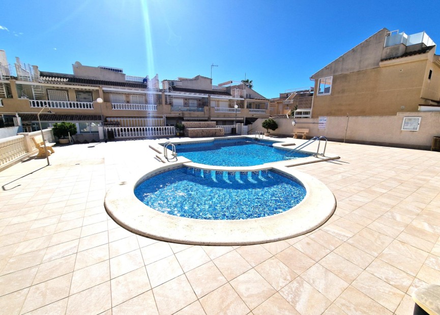 Wiederverkauf - Wohnung - Torrevieja - Torrejón