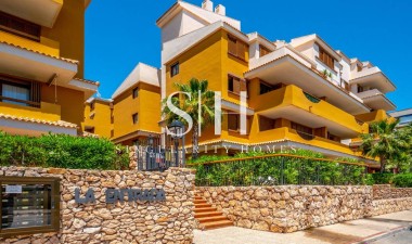 Wohnung - Wiederverkauf - Orihuela Costa - Punta Prima