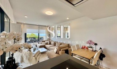 Wohnung - Wiederverkauf - Orihuela Costa - Punta Prima