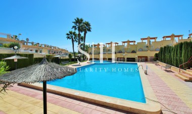 Wohnung - Wiederverkauf - Orihuela Costa - Villamartin