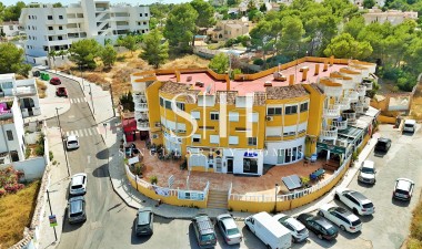 Wohnung - Wiederverkauf - Orihuela Costa - Villamartin