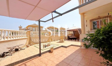 Wohnung - Wiederverkauf - Orihuela Costa - Villamartín