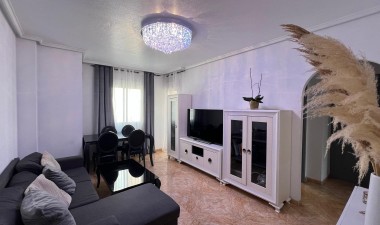 Wohnung - Wiederverkauf - Torrevieja - Centro