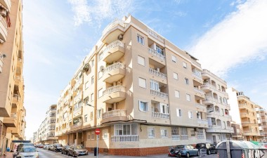 Wohnung - Wiederverkauf - Torrevieja - Centro