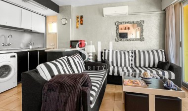 Wohnung - Wiederverkauf - Torrevieja - Mar Azul