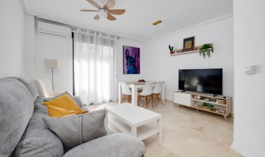 Wohnung - Wiederverkauf - Torrevieja - Playa del Cura