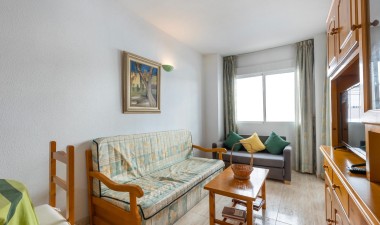 Wohnung - Wiederverkauf - Torrevieja - Playa del Cura