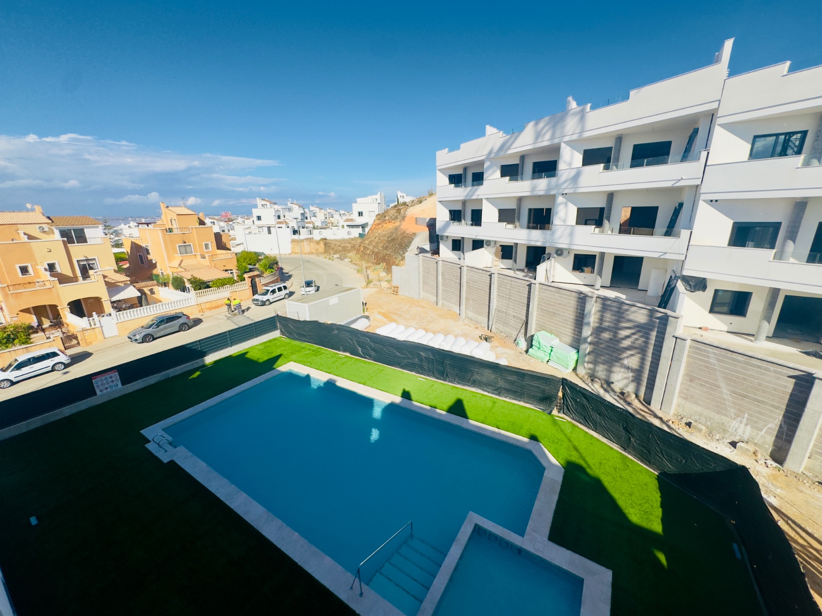 Apartment in Urbanizacion los Balcones - view 1