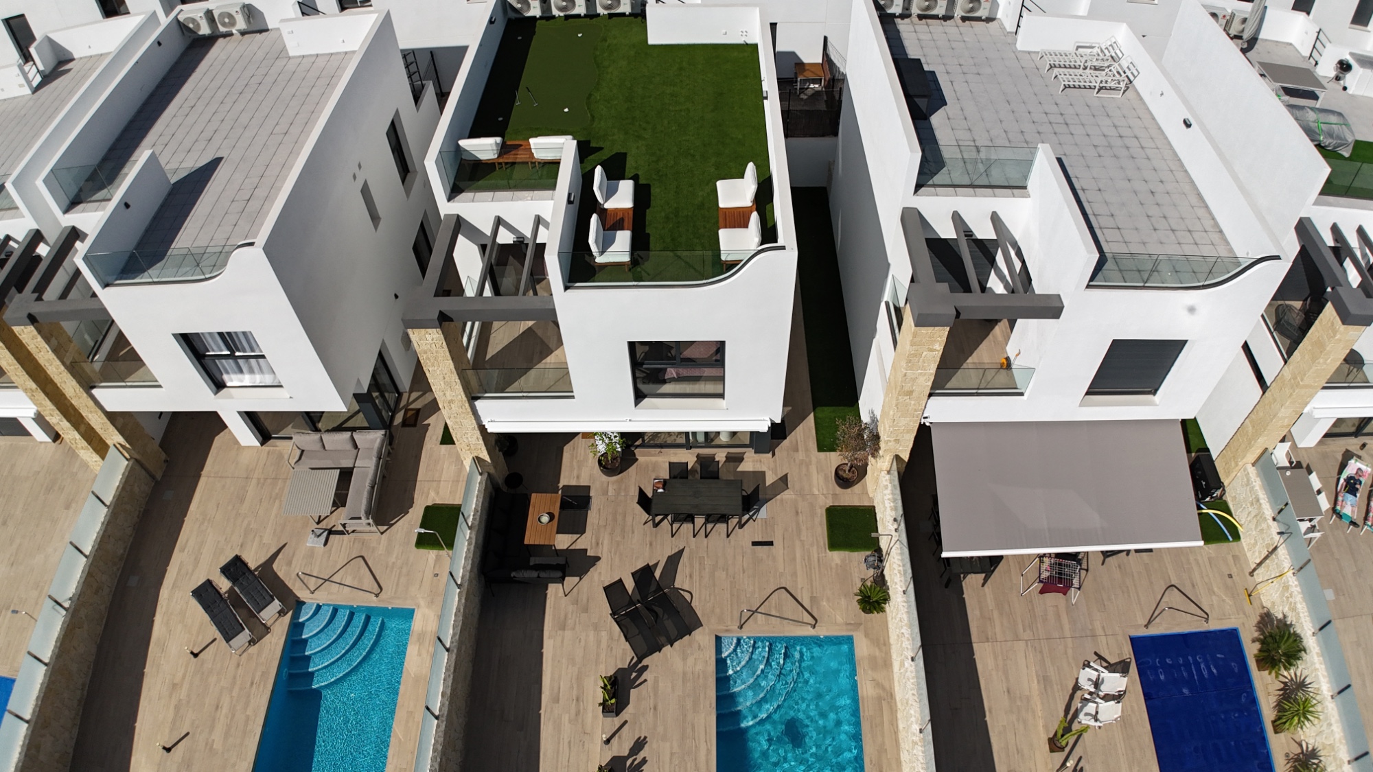 Property Image 2 Property Image 2