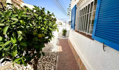 Resale - House - Torrevieja - Los Balcones - Los Altos del Edén