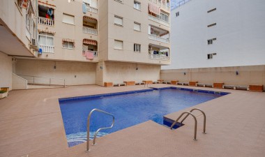 Resale - Apartment / flat - Torrevieja - Costa Blanca