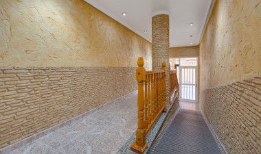 Resale - Apartment / flat - Torrevieja - Costa Blanca