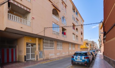 Resale - Apartment / flat - Torrevieja - Costa Blanca