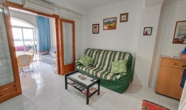 Resale - Apartment / flat - Torrevieja - Estacion De Autobuses