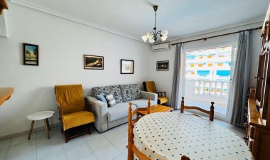 Resale - Apartment / flat - La Mata - Costa Blanca