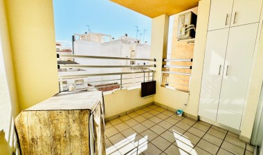 Resale - Apartment / flat - Torrevieja - CENTRE