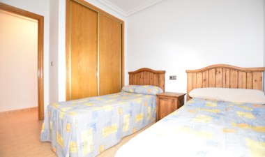 Resale - Apartment / flat - Almoradí - Inland