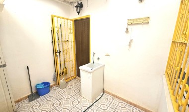 Resale - Bungalow - Torrevieja - Parque las naciones