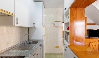 Resale - Apartment / flat - Torrevieja - La Mata