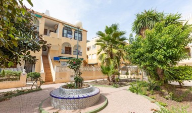 Resale - Apartment / flat - Torrevieja - La Mata