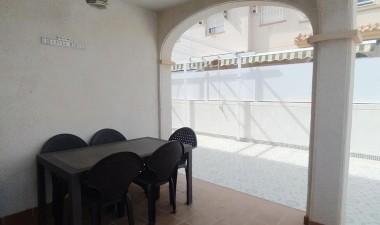 Resale - Bungalow - Torrevieja - Torreblanca