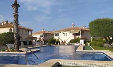 Resale - Bungalow - Torrevieja - Torreblanca